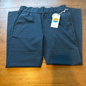 Vuori Miles Ankle Pant (navy) small